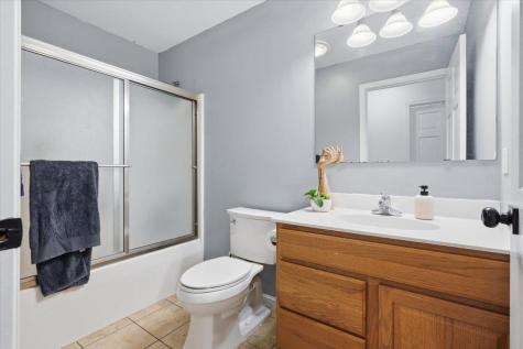 3915 Zane Avenue N Robbinsdale MN 55422