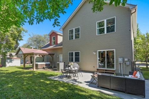 3915 Zane Avenue N Robbinsdale MN 55422