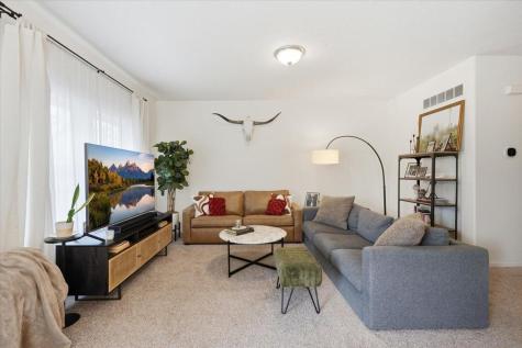 3915 Zane Avenue N Robbinsdale MN 55422
