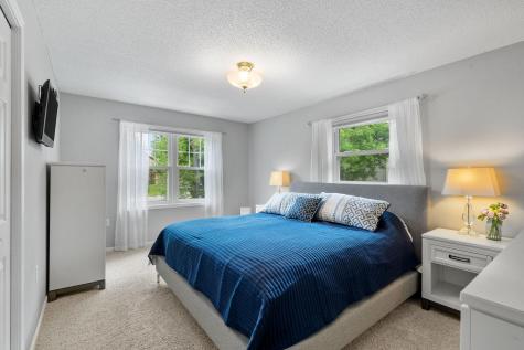 17149 Hayes Avenue Lakeville MN 55044