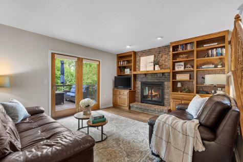 17149 Hayes Avenue Lakeville MN 55044
