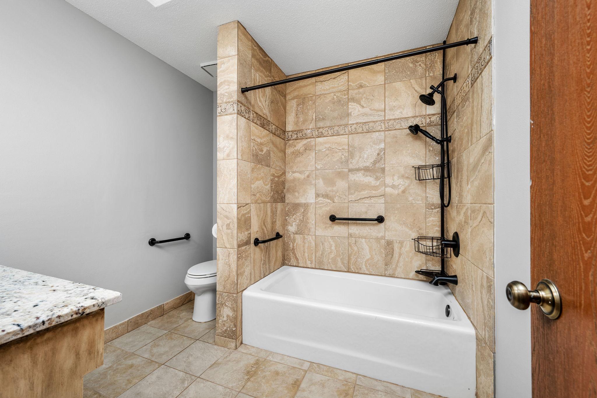 8654 134th Street W Apple Valley MN 55124