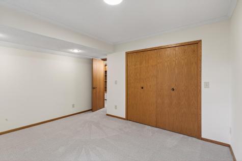 14748 Oak Run Lane Burnsville MN 55306