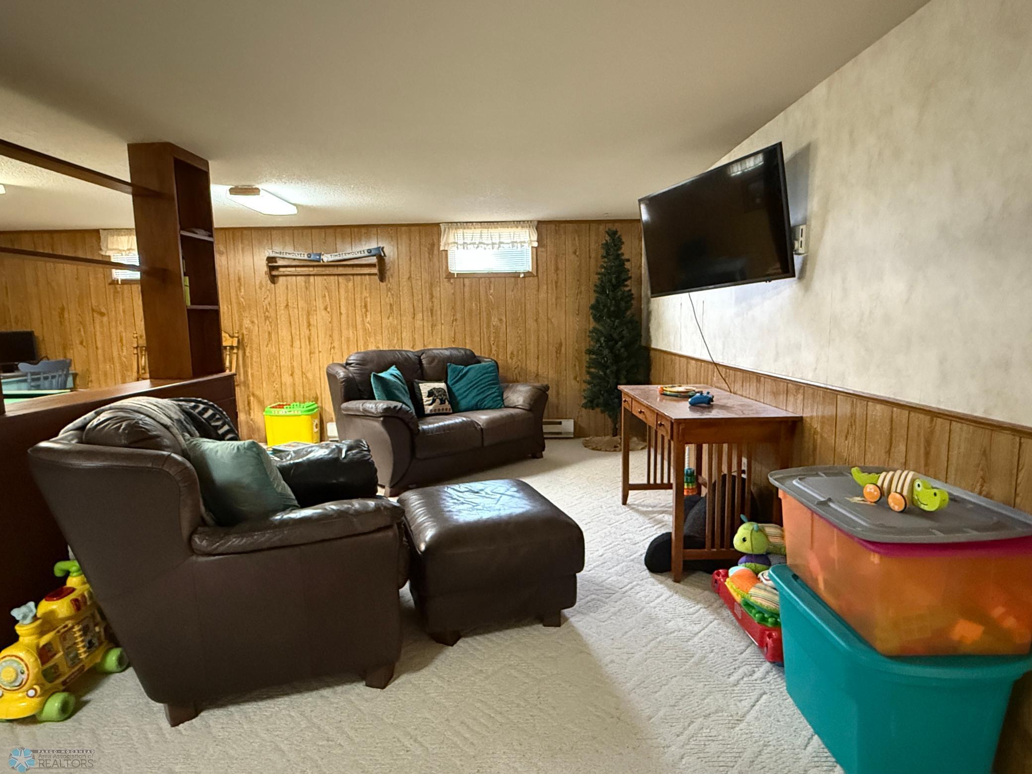 201 5th Street W Ada MN 56510