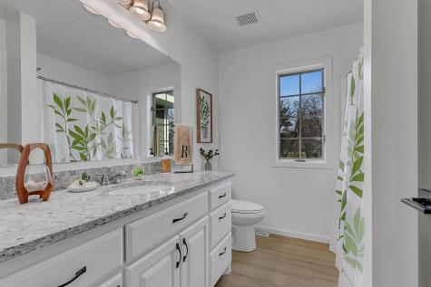1907 Meadowrose Boulevard Saint Cloud MN 56301