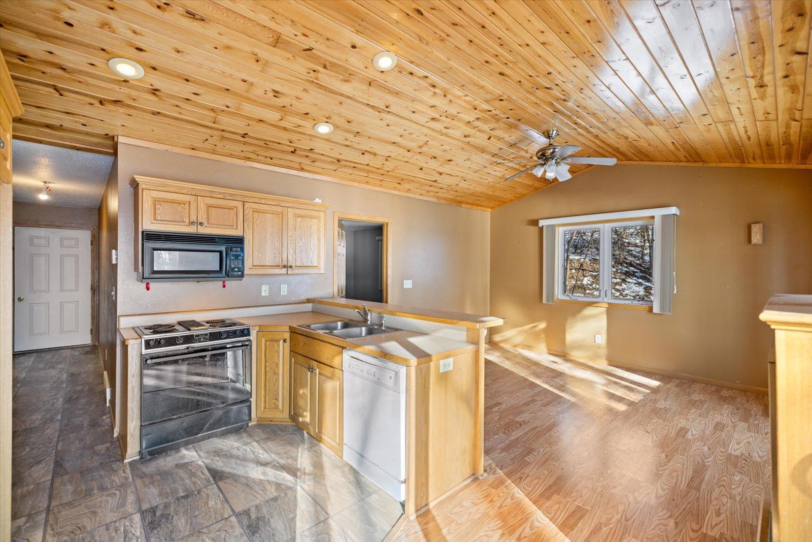 5023 W Lake Mary Drive SW Alexandria MN 56308