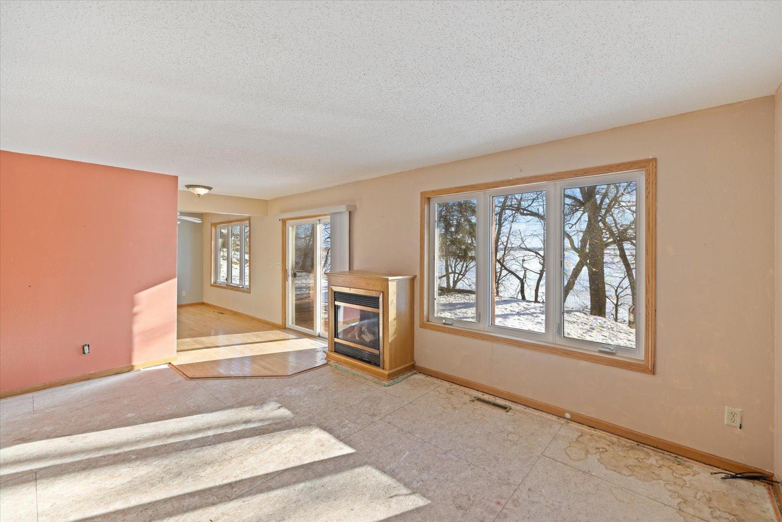 5023 W Lake Mary Drive SW Alexandria MN 56308