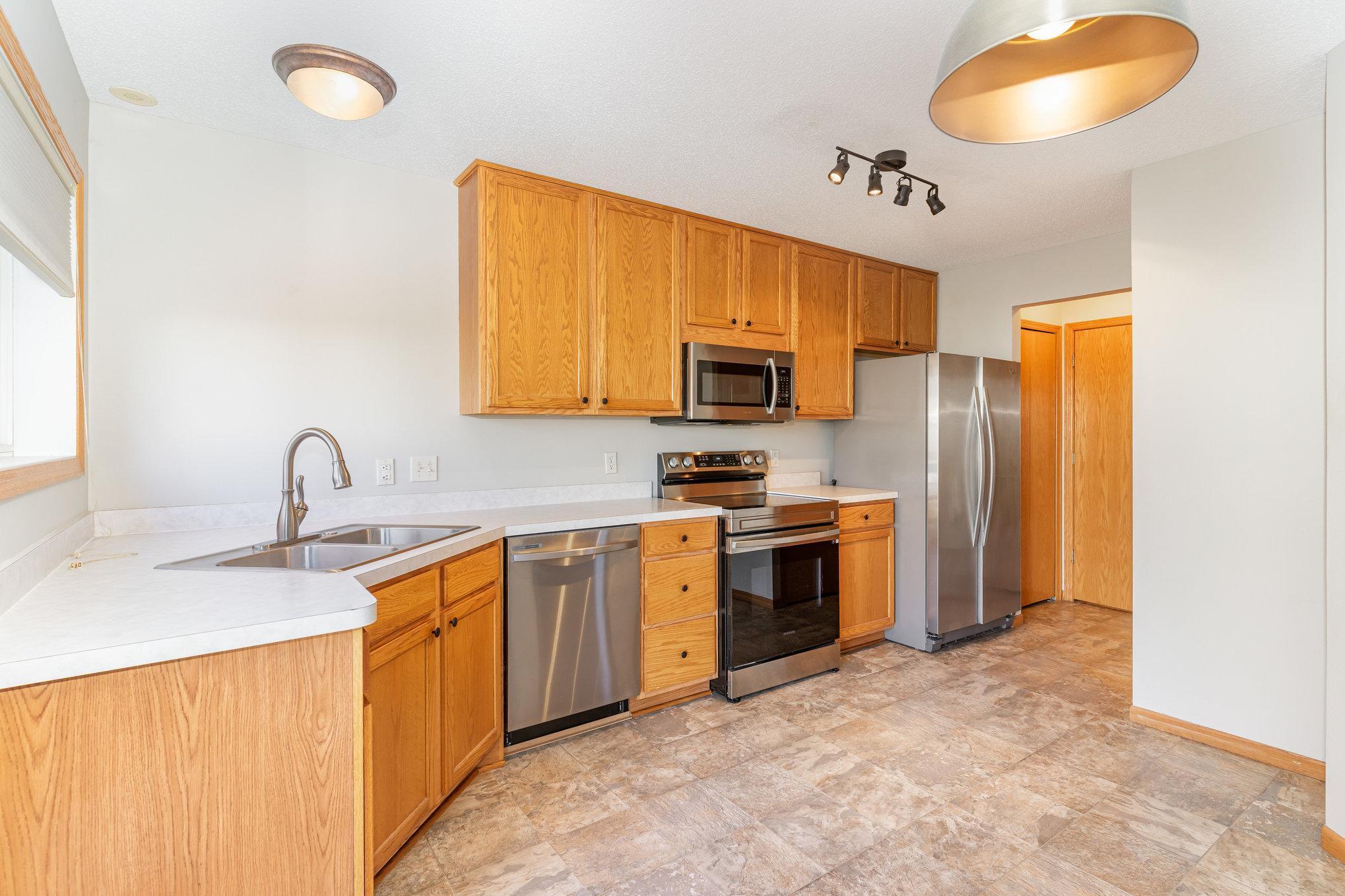 15684 Finewood Court Apple Valley MN 55124