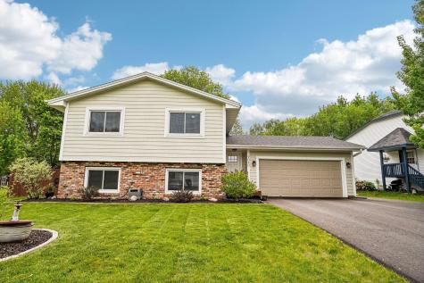 9040 Magnolia Lane N Maple Grove MN 55369