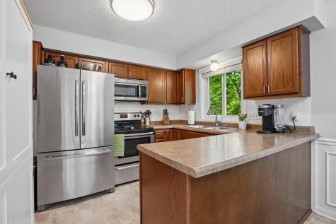 9040 Magnolia Lane N Maple Grove MN 55369