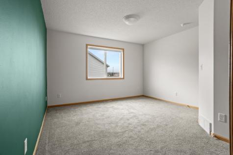 1113 39th Avenue S Moorhead MN 56560