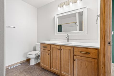 1113 39th Avenue S Moorhead MN 56560