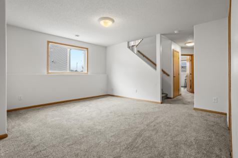 1113 39th Avenue S Moorhead MN 56560