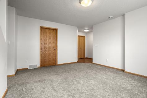 1113 39th Avenue S Moorhead MN 56560