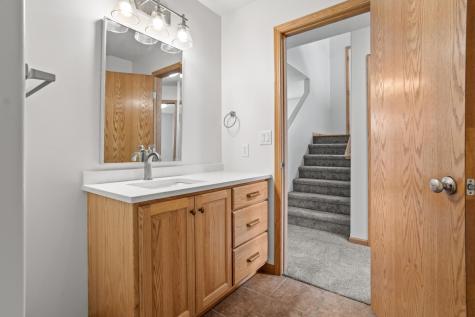 1113 39th Avenue S Moorhead MN 56560