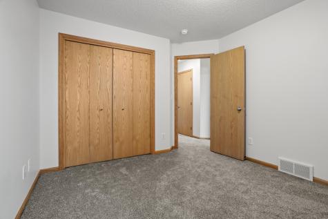 1113 39th Avenue S Moorhead MN 56560
