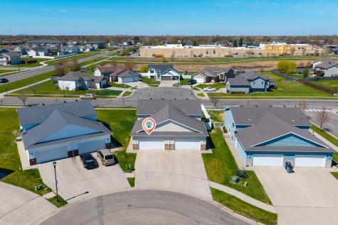 1113 39th Avenue S Moorhead MN 56560