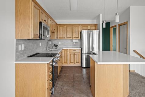 1113 39th Avenue S Moorhead MN 56560