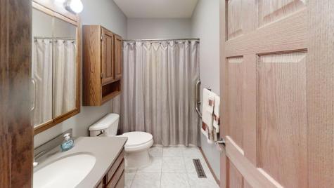1823 Lakewood Avenue Albert Lea MN 56007