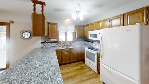 1823 Lakewood Avenue Albert Lea MN 56007