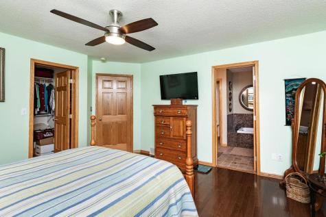 3126 37 1/2 Avenue S Fargo ND 58104