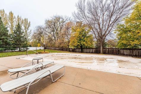 3126 37 1/2 Avenue S Fargo ND 58104