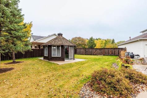 3126 37 1/2 Avenue S Fargo ND 58104