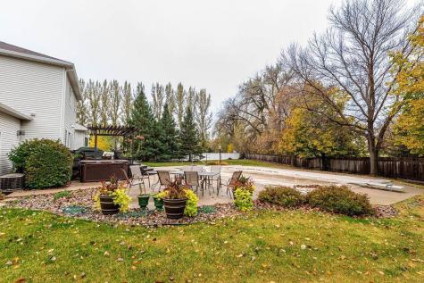 3126 37 1/2 Avenue S Fargo ND 58104