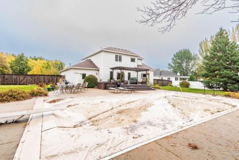 3126 37 1/2 Avenue S Fargo ND 58104