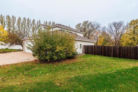 3126 37 1/2 Avenue S Fargo ND 58104