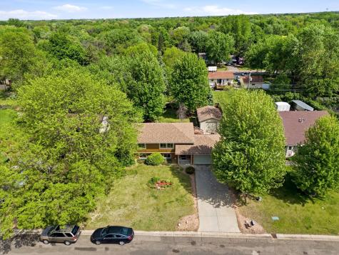 6040 111th Avenue N Champlin MN 55316