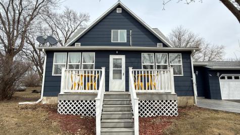404 Hoff Avenue Vining MN 56588