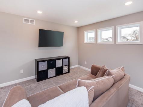 6380 Apple Court Inver Grove Heights MN 55077