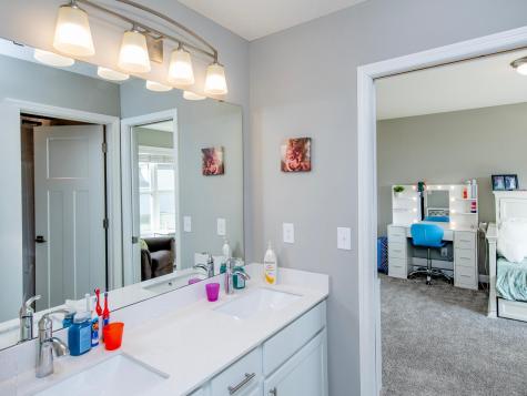 6380 Apple Court Inver Grove Heights MN 55077