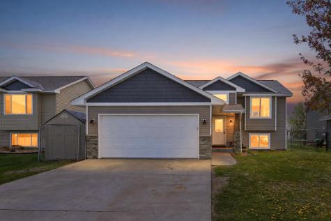 1314 Blue Jay Place New Richmond WI 54017