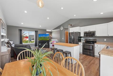 1314 Blue Jay Place New Richmond WI 54017