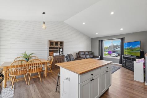 1314 Blue Jay Place New Richmond WI 54017