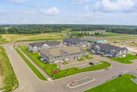 1090 Anmeadle Row Rosemount MN 55068