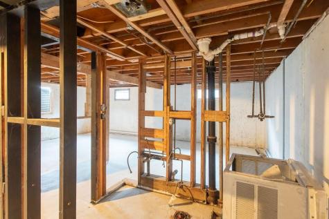 1806 10th Avenue N Moorhead MN 56560