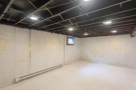 1806 10th Avenue N Moorhead MN 56560