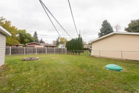 1806 10th Avenue N Moorhead MN 56560