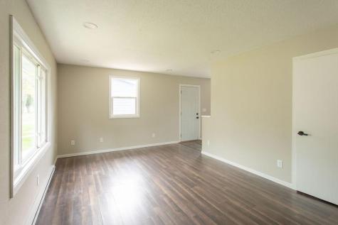 1806 10th Avenue N Moorhead MN 56560