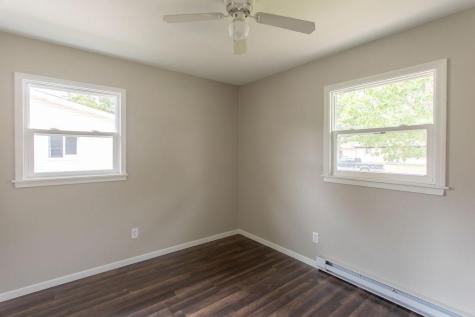 1806 10th Avenue N Moorhead MN 56560