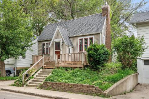 808 John Farry Place Albert Lea MN 56007