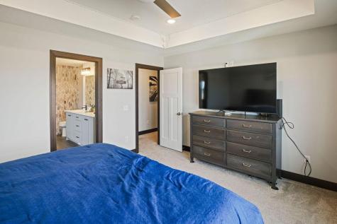 2120 Violet Lane Faribault MN 55021