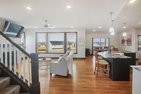 2120 Violet Lane Faribault MN 55021