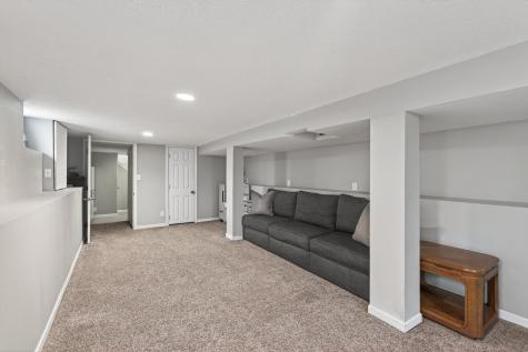 4741 Florida Avenue N Crystal MN 55428