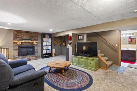 8380 Isle Avenue S Cottage Grove MN 55016