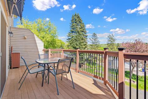 712 Stewart Avenue Saint Paul MN 55102