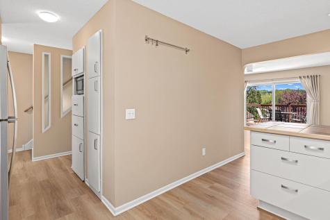 712 Stewart Avenue Saint Paul MN 55102